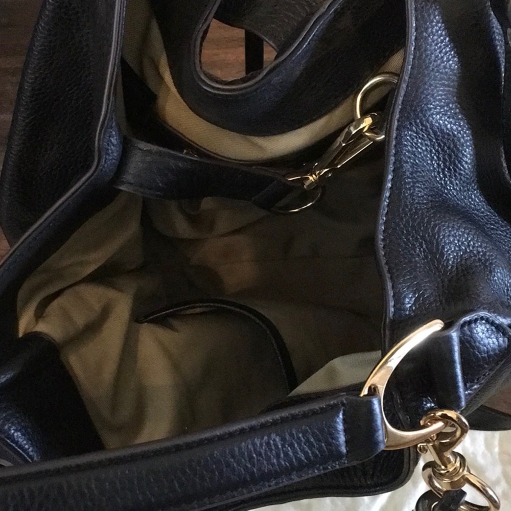 G.I.L.I. Black Leather Tote Bag - Picture 3 of 6